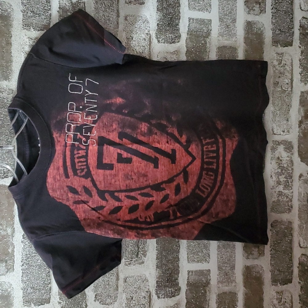 77 kids by AE boys vintage fit tee. Black. Size 5